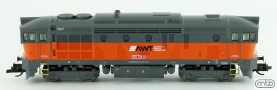[Lokomotivy] → [Motorov] → [T478.3 „Brejlovec”] → AWT-753-724: dieselov lokomotiva ed s oranovm pruhem