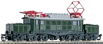[Lokomotivy] → [Elektrick] → [BR 194] → 02414: elektrick lokomotiva zelen s edou stechou a ernmi podvozky