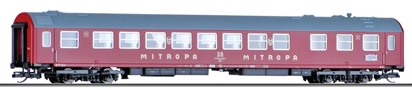 jídelní vůz červený s šedou střechou „MITROPA“, typ WRm