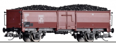 otevřený nákladní vůz červenohnědý ložený uhlím, typ Omm 52