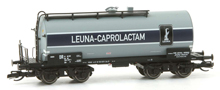 [Nkladn vozy] → [Cisternov] → [4-os s lvkou Ra] → 51524: kotlov vz ed s modrm pruhem „LEUNA-CAPROLACTAM“