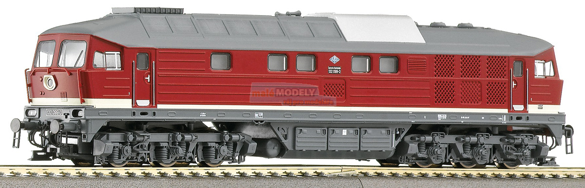 Dieselová lokomotiva BR 132 353 se zvukem