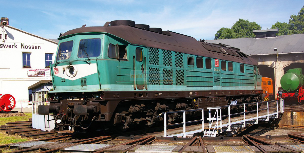 Dieselová lokomotiva 232 304 se zvukem