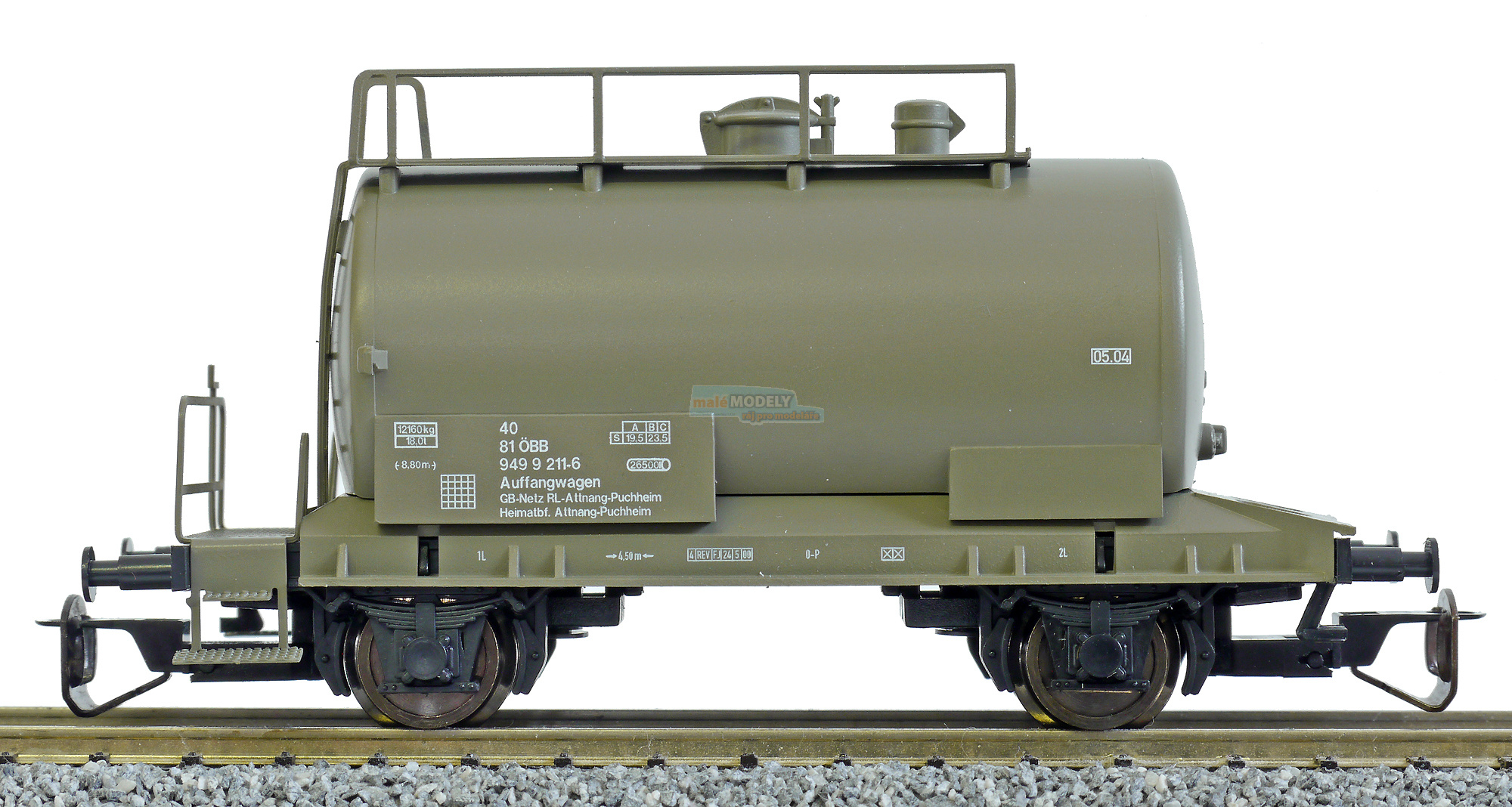 Cisternový vůz šedý do pracovního vlaku