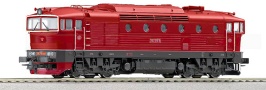 [Lokomotivy] → [Motorov] → [T478.3 „Brejlovec”] → 36251: dieselov lokomotiva erven s edm pojezdem