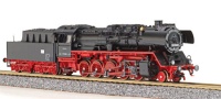 [Lokomotivy] → [Parní] → [BR 50] → 02290: parní lokomotiva černá s červeným pojezdem a kouřovými plechy