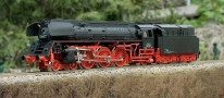 [Lokomotivy] → [Parní] → [BR 01] → 1010800: černá s červeným pojezdem a kouřovými plechy