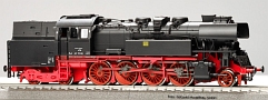 [Lokomotivy] → [Parní] → [BR 65] → 72070: černá s červeným pojezdem a kouřovými plechy
