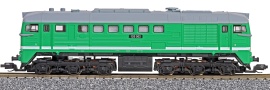 [Lokomotivy] → [Motorové] → [BR 120] → 500768: zelená s bílým pruhem, šedou střechou a černým pojezdem
