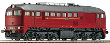 [Lokomotivy] → [Motorové] → [BR 120] → 36290: dieselová lokomotiva červená, šedá střecha