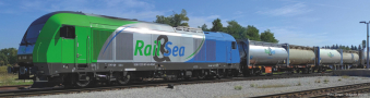[Lokomotivy] → [Motorové] → [ER 20 Herkules] → 47573: dieselová lokomotiva v modrém-zeleném barevném schematu „Rail & Sea“