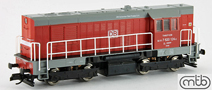 [Lokomotivy] → [Motorové] → [T466.2/T448.0] → TT448p-038: dieselová lokomotiva červená s šedou střechou, rámem a tmavě šedým pojezdem