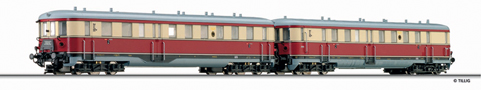 [Lokomotivy] → [Motorové vozy a jednotky] → [VT 137 (BR 185)] → 02854: červená-krémová s šedou střechou a pojezdem