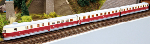 [Lokomotivy] → [Motorové vozy a jednotky] → [SVT 137] → 1376DS: třídílná motorová jednotka typu „Köln“