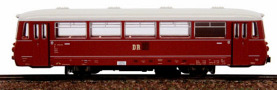 [Lokomotivy] → [Motorové vozy a jednotky] → [BR 172] → 209TD: červený s šedou střechou motorový vůz