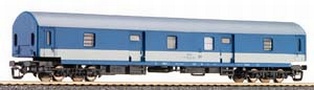 [Osobní vozy] → [Rychlíkové] → [typ Y] → 13811: modrý s bílým pásem a šedou střechou poštovní