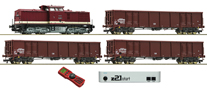 [Soupravy] → [S lokomotivou] → 35022: set dieselové lokomotivy a tří vysokostěnných nákladních vozů
