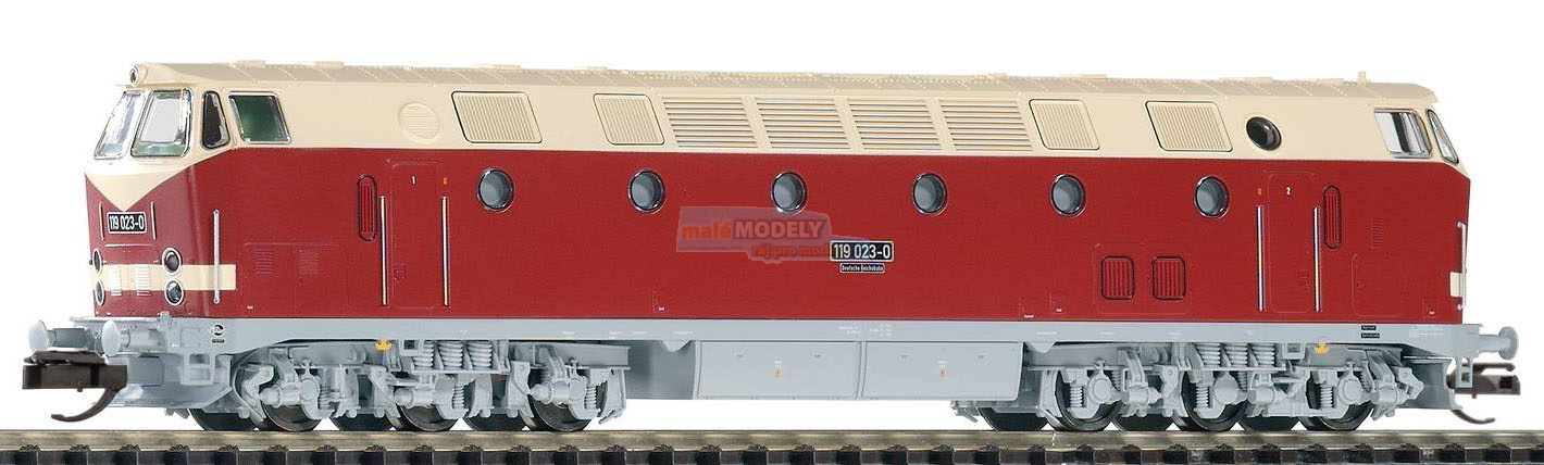 TT-Diesellok BR 119 Licht oben DR IV + DSs PluX22